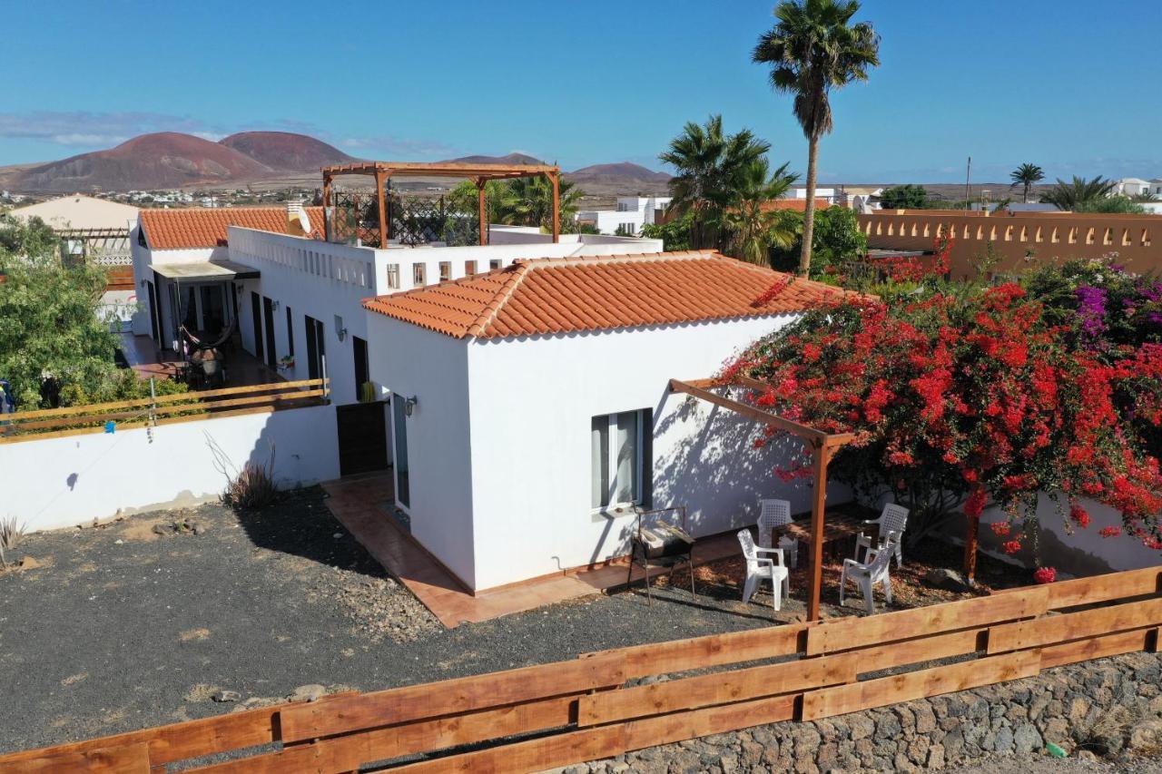Da Mata Kite&Surf House Bed & Breakfast Lajares Exterior photo